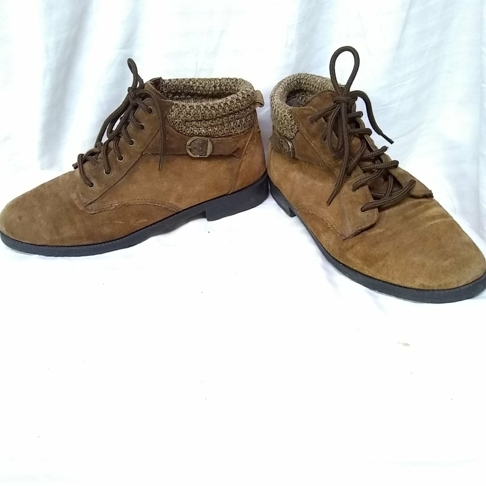 Original Rugged Outback Brown Suede Leather Ankle Boots Size 10